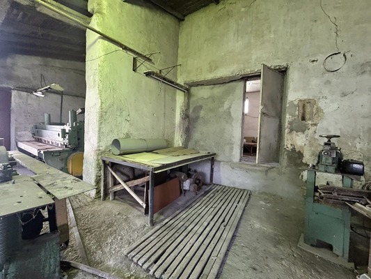 Сдам торговое помещение 300 м2, Чапаева ул, 14кв, Чистенькое с