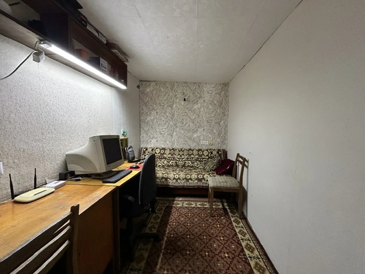 Сдам торговое помещение 300 м2, Чапаева ул, 14кв, Чистенькое с