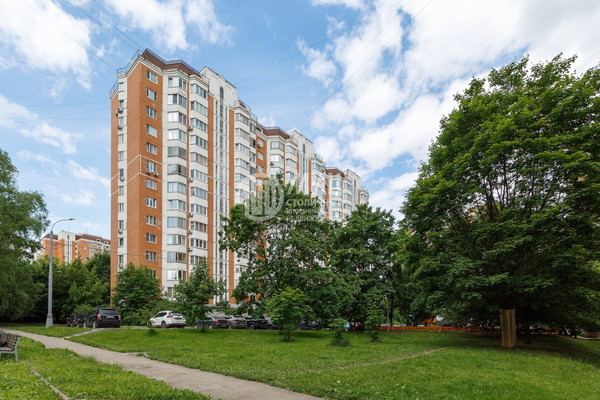 Продам двухкомнатную (2-комн.) квартиру, Зеленоградская ул, 23к1, Москва г