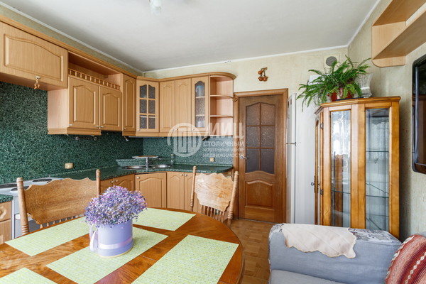 Продам двухкомнатную (2-комн.) квартиру, Зеленоградская ул, 23к1, Москва г