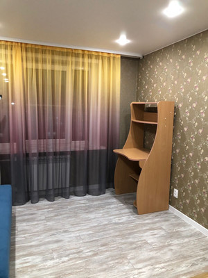 Продам комнату в 2-комн. квартире, Саши Устинова ул, 7, Великий Новгород г