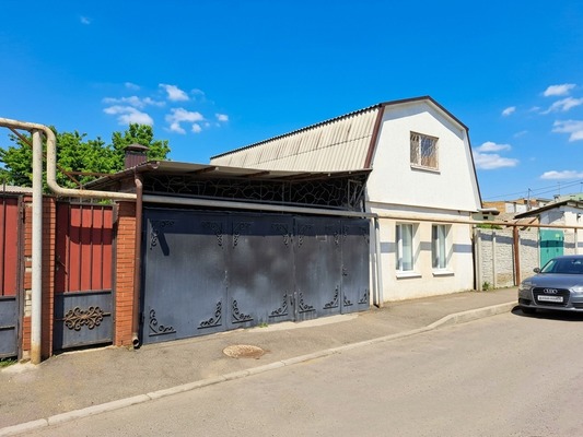 Продам двухкомнатную (2-комн.) квартиру, Субхи ул, 29, Симферополь г