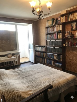 Продам двухкомнатную (2-комн.) квартиру, Ленина б-р, 15/1, Симферополь г