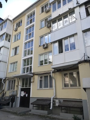 Продам двухкомнатную (2-комн.) квартиру, Ленина б-р, 15/1, Симферополь г