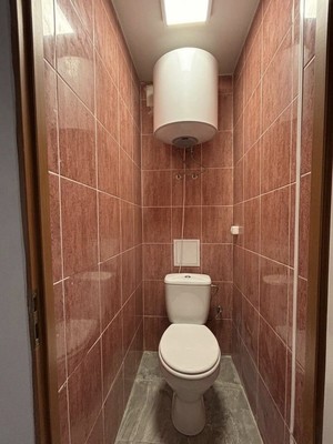 Продам двухкомнатную (2-комн.) квартиру, Ленина ул, 15, Стахановка с
