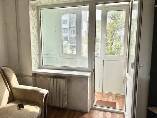 Продам однокомнатную (1-комн.) квартиру, Яблочкова ул, 21, Грэсовский пгт