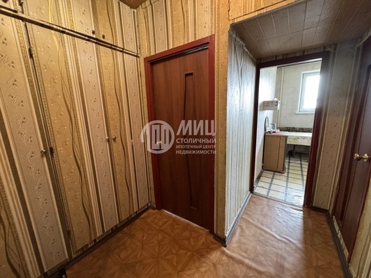 Продам однокомнатную (1-комн.) квартиру, Россошанский проезд, 4к1, Москва г