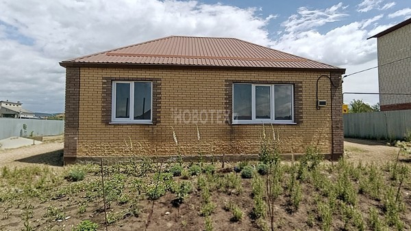 Продам дом, Лунная ул, 23, Апшеронск г, 0 км от города