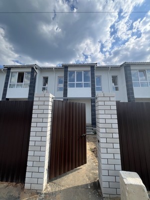 Продам таунхаус, Николая Коломойца ул, Бор г, 0 км от города