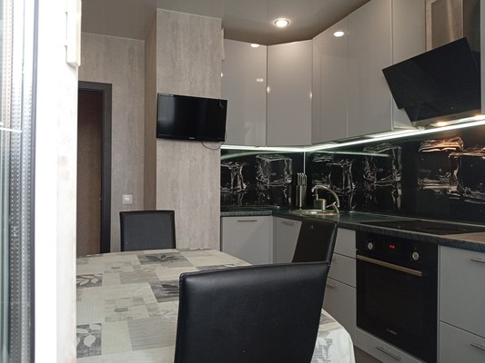 Продам двухкомнатную (2-комн.) квартиру, Авиаторов Балтики пр-кт, 19, Мурино п