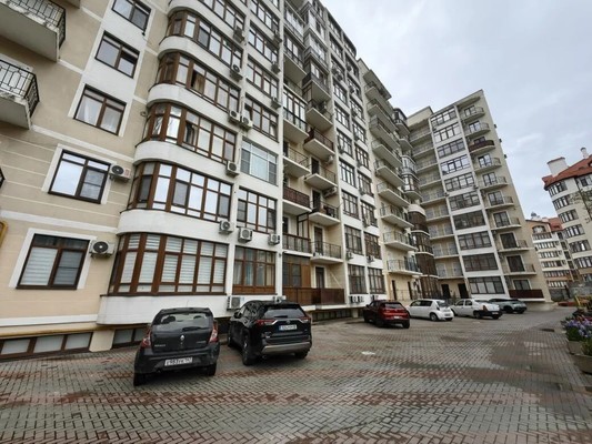 Сдам двухкомнатную (2-комн.) квартиру, Курортная ул, 14а, Геленджик г