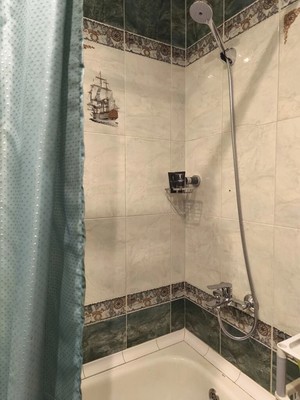 Продам двухкомнатную (2-комн.) квартиру, Никитинская ул, 27к2, Москва г
