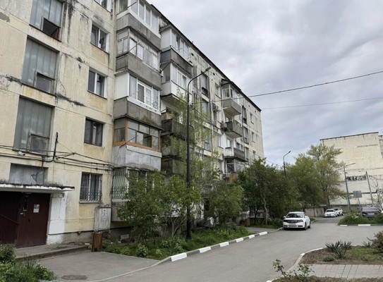 Продам однокомнатную (1-комн.) квартиру, Куйбышева ул, 60, Симферополь г