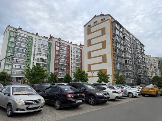 Продам однокомнатную (1-комн.) квартиру, Старозенитная ул, 9, Симферополь г