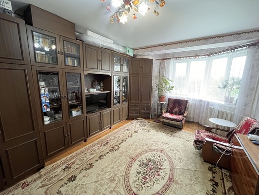 Продам трехкомнатную (3-комн.) квартиру, Советская ул, 52к6, Голицыно г