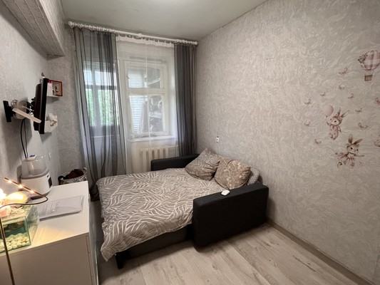 Продам трехкомнатную (3-комн.) квартиру, Советская ул, 52к6, Голицыно г