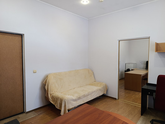 Продам офисное помещение 38,6 м2, Советский пр-кт, 49, Калининград г