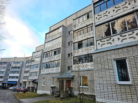 Продам трехкомнатную (3-комн.) квартиру, Калевала ул, 17, Костомукша г