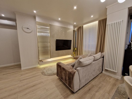 Продам трехкомнатную (3-комн.) квартиру, Куприна пр-кт, 38к1, Сосенское п