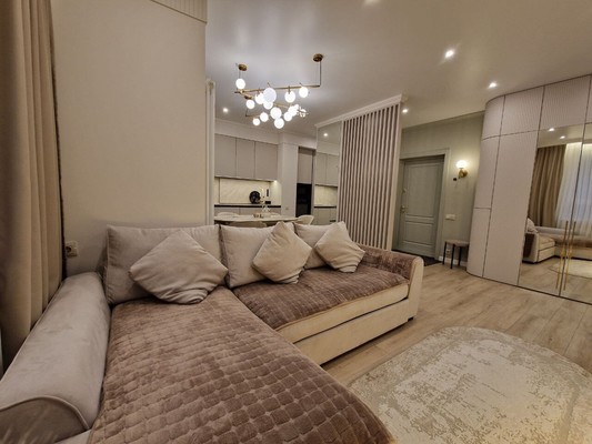 Продам трехкомнатную (3-комн.) квартиру, Куприна пр-кт, 38к1, Сосенское п