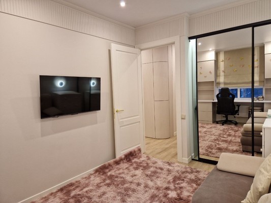 Продам трехкомнатную (3-комн.) квартиру, Куприна пр-кт, 38к1, Сосенское п