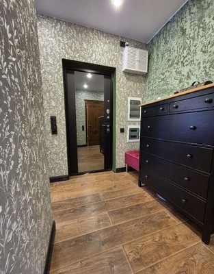Продам трехкомнатную (3-комн.) квартиру, Крымская (Мирный мкр.) ул, 12/11, Мирный п