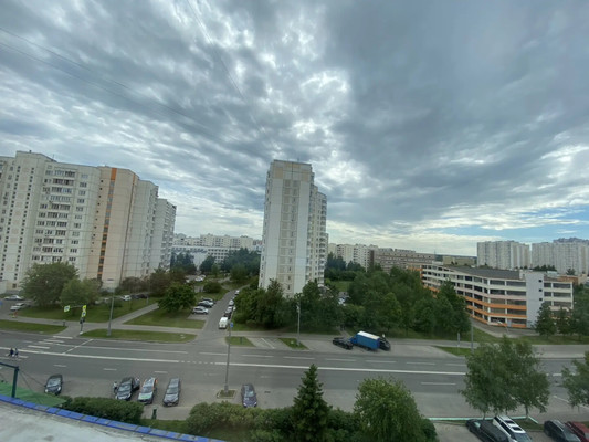 Продам двухкомнатную (2-комн.) квартиру, Адмирала Лазарева ул, 52, Москва г