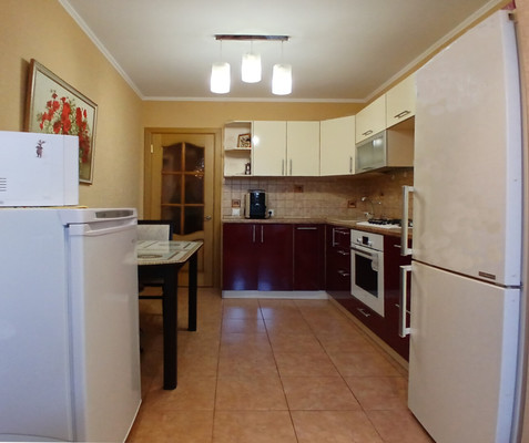 Продам двухкомнатную (2-комн.) квартиру, Зубковой ул, 27к2, Рязань г