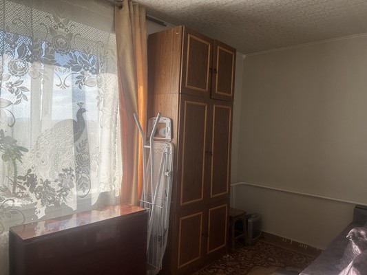 Продам двухкомнатную (2-комн.) квартиру, Уральская ул, 106, Миасс г