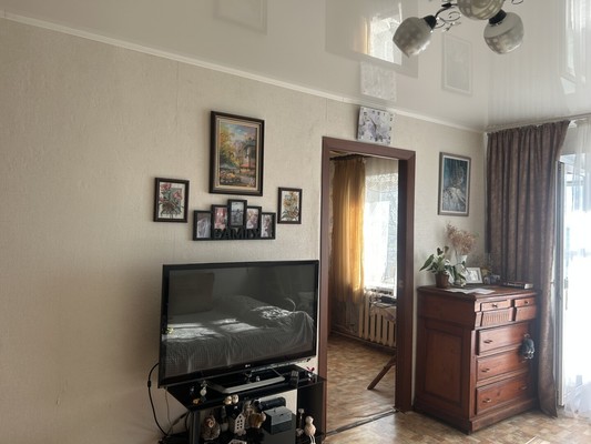 Продам двухкомнатную (2-комн.) квартиру, Молодежная ул, 34, Миасс г