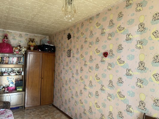 Продам двухкомнатную (2-комн.) квартиру, Молодежная ул, 34, Миасс г