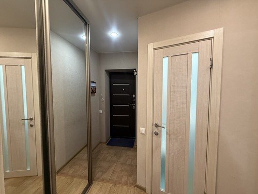 Продам трехкомнатную (3-комн.) квартиру, Советская ул, 80, Добрянка г