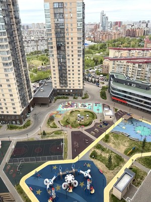 Продам трехкомнатную (3-комн.) квартиру, Авиаторов ул, 21, Красноярск г