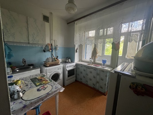 Продам двухкомнатную (2-комн.) квартиру, Маршальская ул, 25а, Казань г