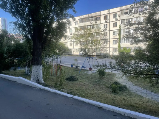 Продам однокомнатную (1-комн.) квартиру, Малоземельская ул, 9, Новороссийск г
