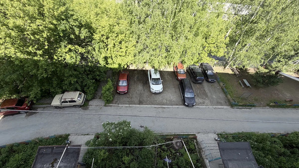 Продам трехкомнатную (3-комн.) квартиру, им Н.Г.Чернышевского ул, 7, Златоуст г