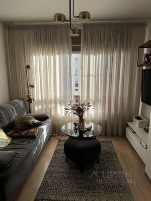 Продам двухкомнатную (2-комн.) квартиру, Ясеневая ул, 12к1, Москва г