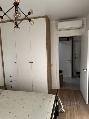 Продам двухкомнатную (2-комн.) квартиру, Ясеневая ул, 12к1, Москва г