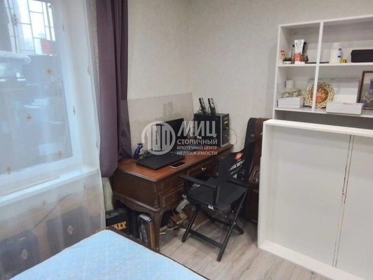 Продам двухкомнатную (2-комн.) квартиру, Волгоградский пр-кт, 9, Москва г