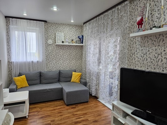 Продам двухкомнатную (2-комн.) квартиру, Калевала ул, 50, Костомукша г
