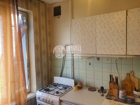 Продам однокомнатную (1-комн.) квартиру, Россошанская ул, 1к1, Москва г