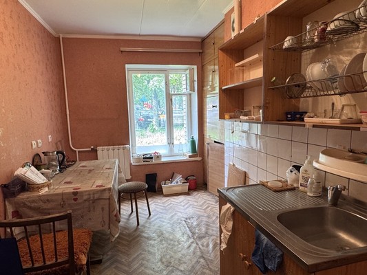 Продам трехкомнатную (3-комн.) квартиру, Артековская ул, 2к2, Москва г