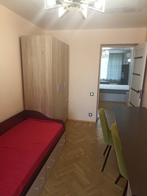 Продам трехкомнатную (3-комн.) квартиру, Ларина ул, 19, Ростов-на-Дону г