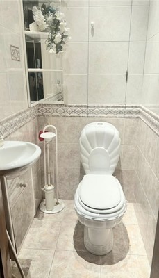 Продам трехкомнатную (3-комн.) квартиру, Малые Каменщики ул, 4, Москва г