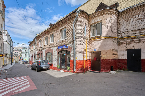 Продам многокомнатную квартиру, Новая Басманная ул, 12к4, Москва г