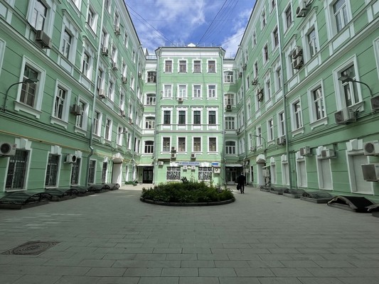Продам коммерческое помещение 300 м2, Армянский пер, 7, Москва г
