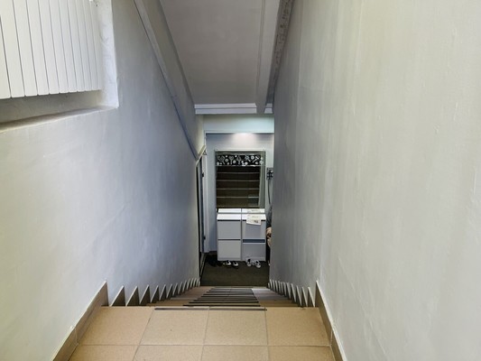 Продам коммерческое помещение 300 м2, Армянский пер, 7, Москва г