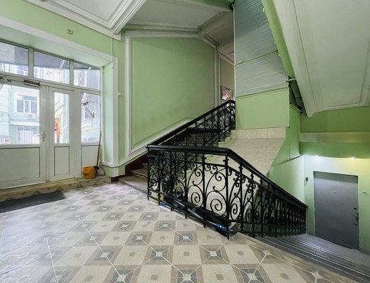 Продам коммерческое помещение 300 м2, Армянский пер, 7, Москва г