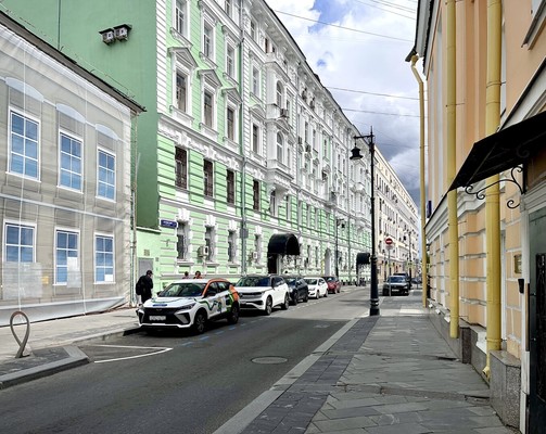 Продам коммерческое помещение 300 м2, Армянский пер, 7, Москва г
