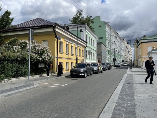 Продам коммерческое помещение 300 м2, Армянский пер, 7, Москва г